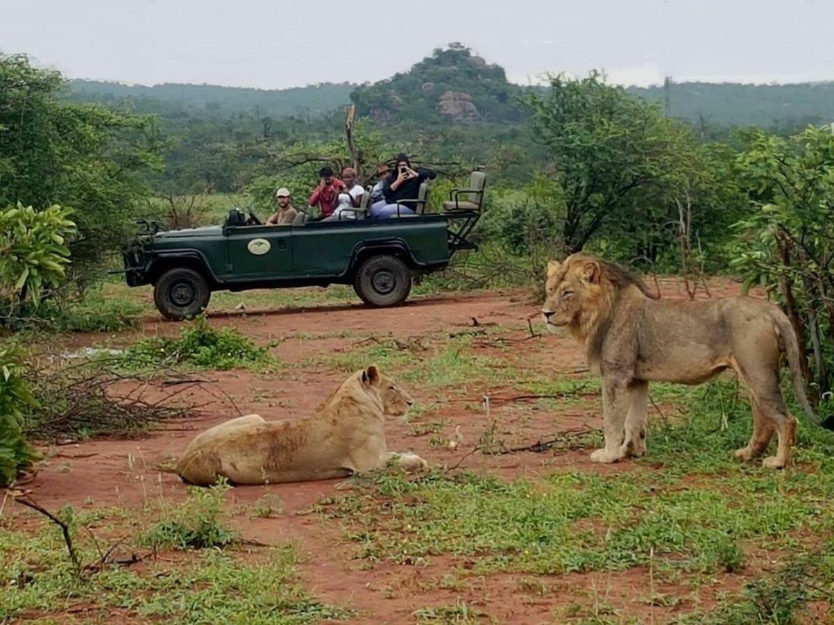 Lions Place Grietjie Game Reserve Bagian luar foto